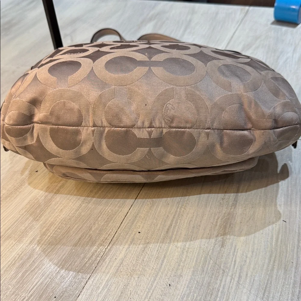 Coach Tan Opt Art Signature Shoulder Bag